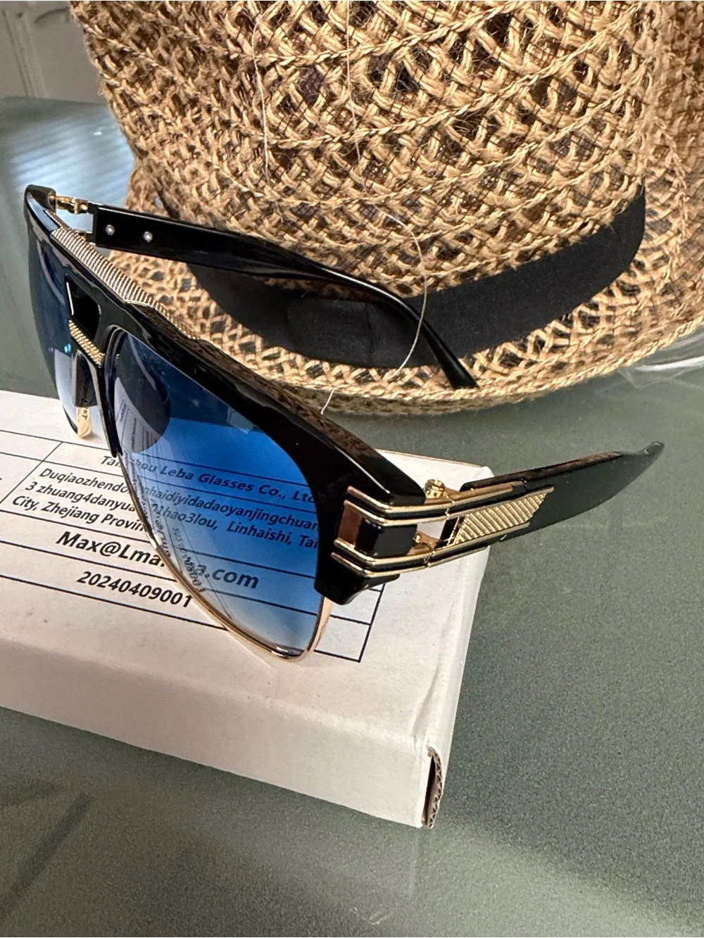 N/A stylish aviator
